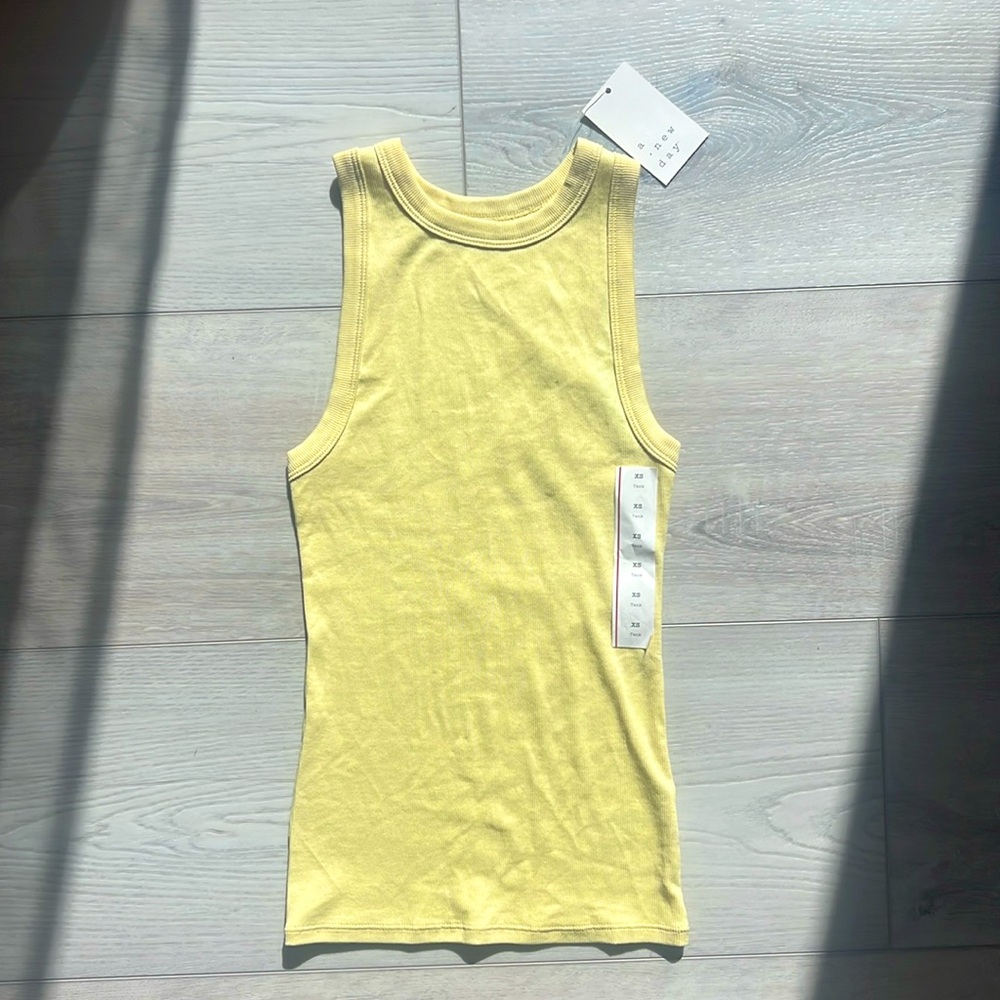 ☀️NWT‼️a.new day Target Pastel yellow tank top!🌅